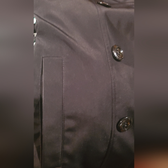 Calvin Klein Classic Black Double-Breasted Trench Coat - Picture 15 of 15